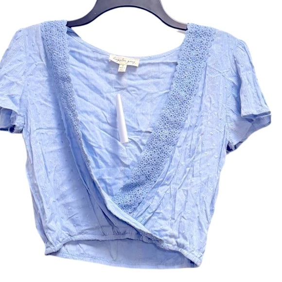 Kingston Grey Juniors' Swiss-Dot Flutter-Sleeve Top, women’s shirt size L, lilac - Picture 6 of 10